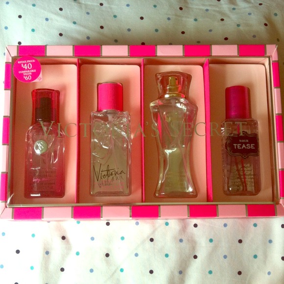 Victoria's Secret Other - VS body mist