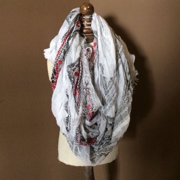 Super cute pink black and white scarf- Embroidered - Picture 1 of 1