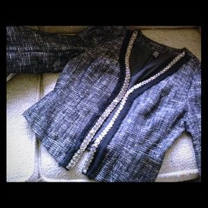 NWOT cropped, tweed black and silver jacket.