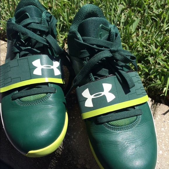 Men's UA basketball shoes