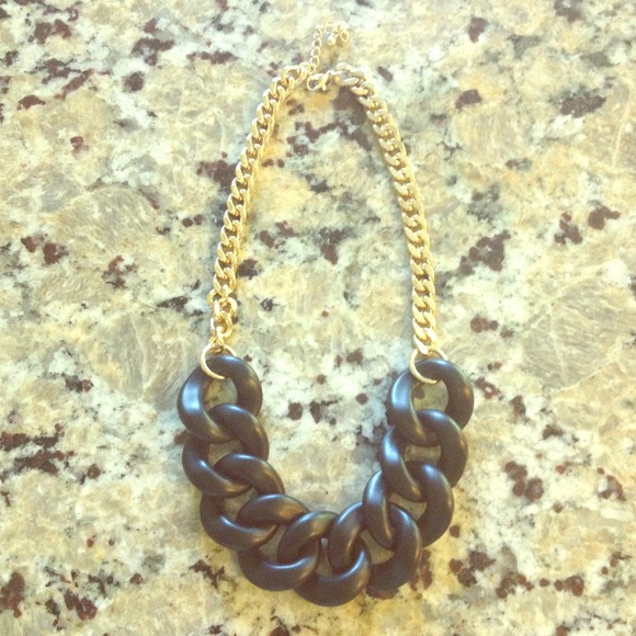 Gorgeous Black Statement Piece - Picture 1 of 2