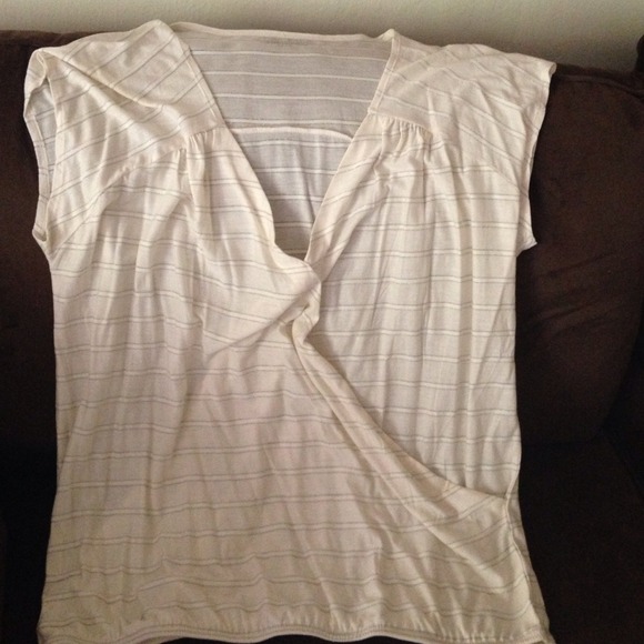 ❤️️sold in a ️bundle brandypit Calvin Klein shirt