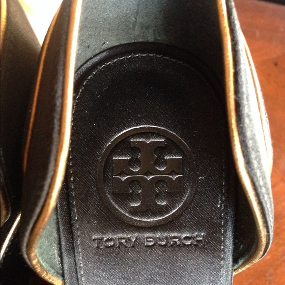Authentic Tory Burch Wedge Shoes - Picture 4 of 4