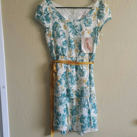 50% off! Floral Betsey Johnson dress