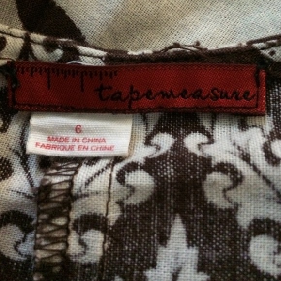 Ornate Patterned Flared Linen Skirt. Size 6 - Picture 4 of 4