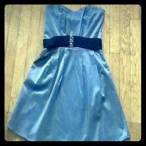 Sweetheart neckline strapless dress