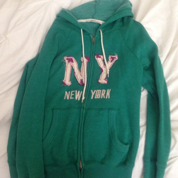 New York zip up sweater
