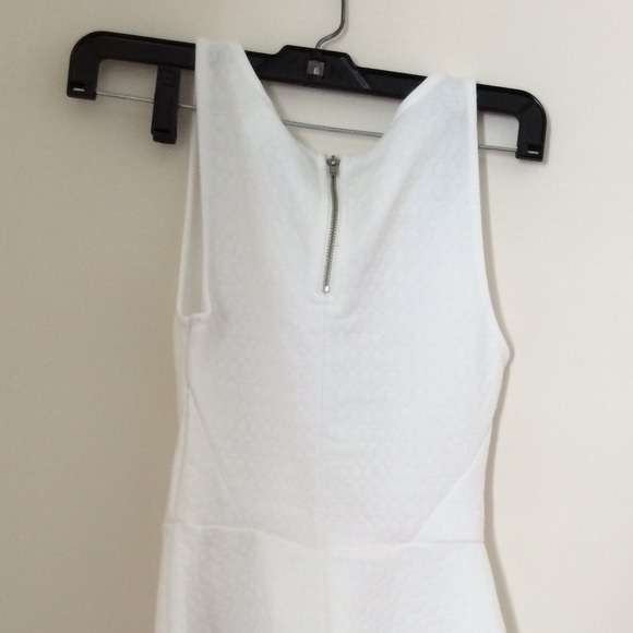 white summer dress - Picture 3 of 3