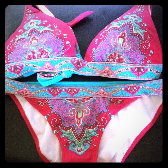 Victoria secrets bikini, worn once