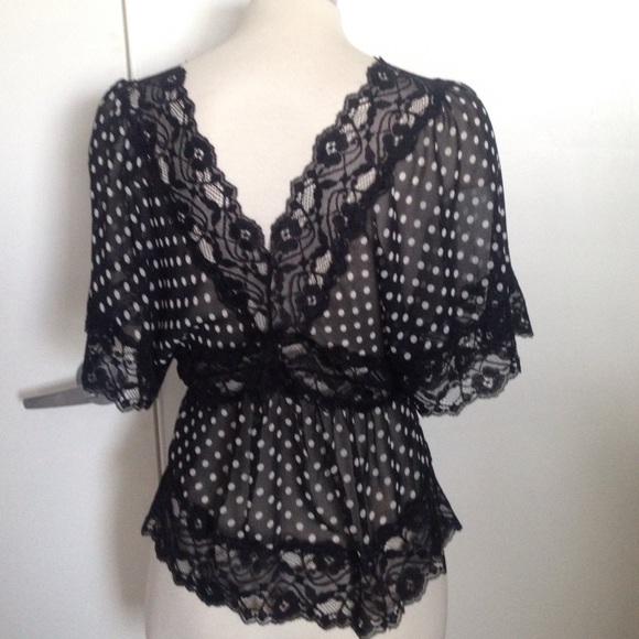 Forever 21 Tops - LACE POLKA DOT KIMONO TOP Blouse Black White S Forever 21 Tops - LACE POLKA DOT KIMONO TOP Blouse Black White S