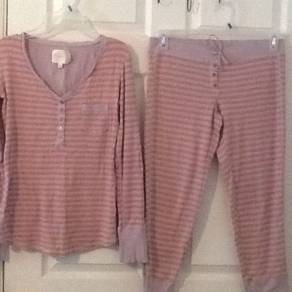 Pajama and aero jeans bundle