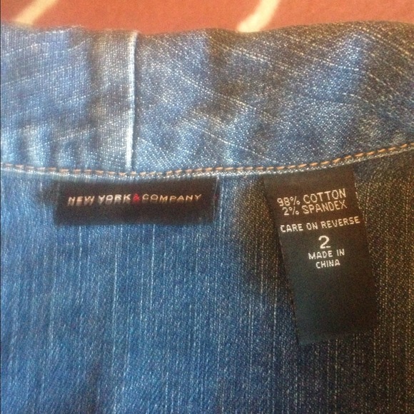 Denim Cropped Jacket - Picture 4 of 4