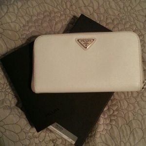 AUTHENTIC PRADA Wallet