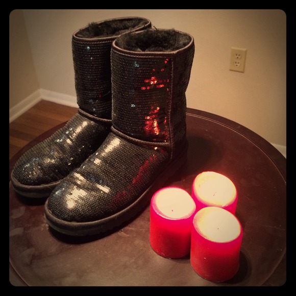 Sparkly Black Sequin Ugg Boots!😍