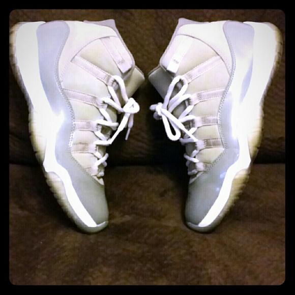 Jordan cool Grey 11
