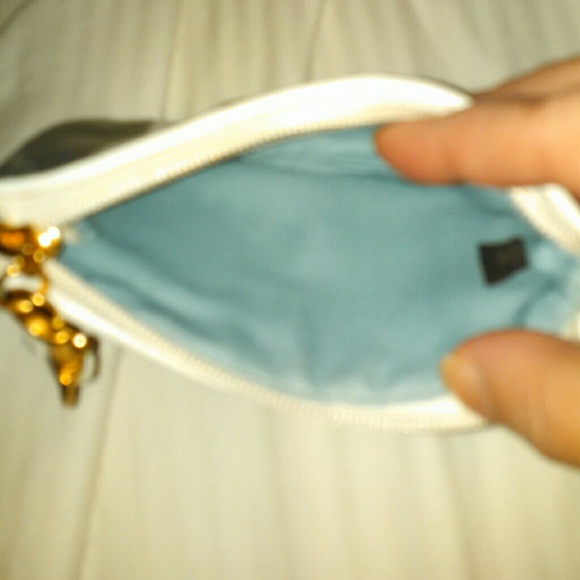 SOLD. AUTHENTIC COACH wristlet. - Picture 3 of 3