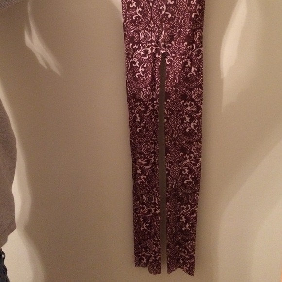 Four pairs of fun leggings - Picture 3 of 3