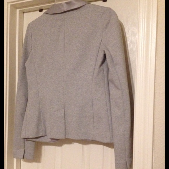 GAP Jacket (Grey) - Picture 2 of 3