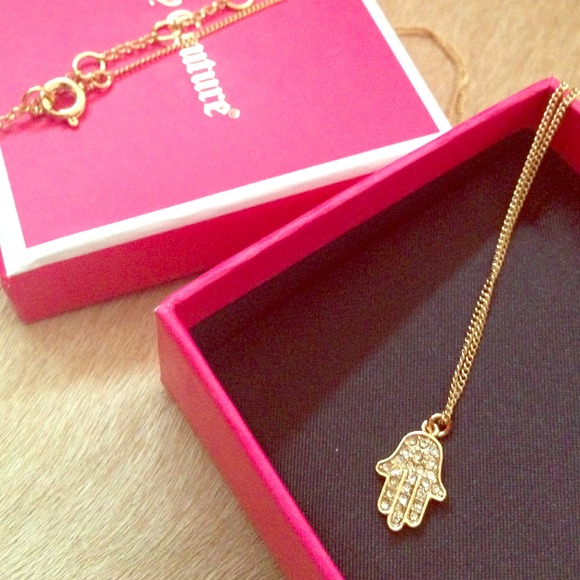 [ON HOLD]Juicy Couture Hamsa Hand Pendant necklace