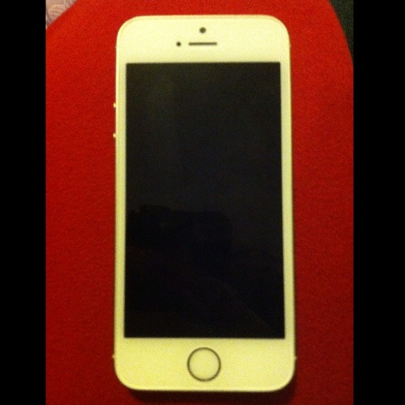 Gold iphone 5S