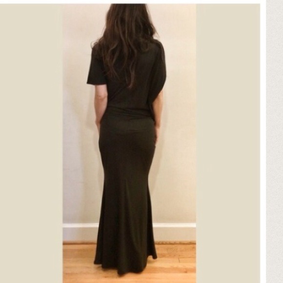 Black stunning maxi dress WEEK END PROMO SALE - Picture 2 of 4