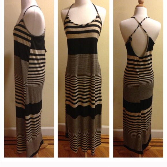 Black stunning maxi dress WEEK END PROMO SALE - Picture 4 of 4