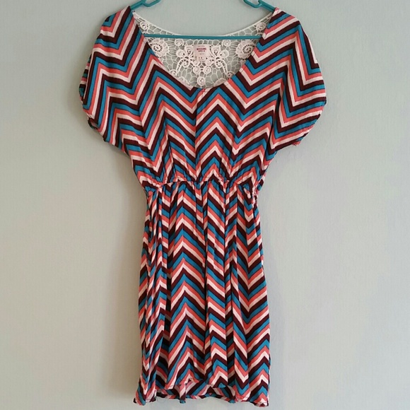 ♡HP♡ Crochet back, cinched waist pocket dress.