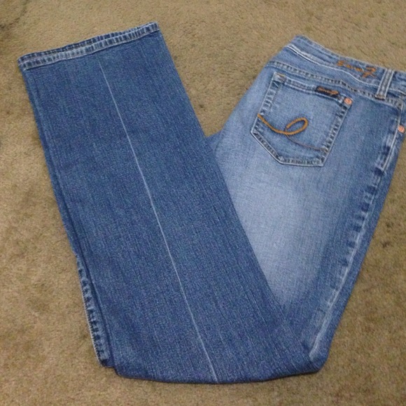 Seven jeans