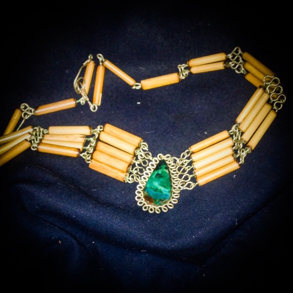 Turquoise and Wood Choker / Necklace