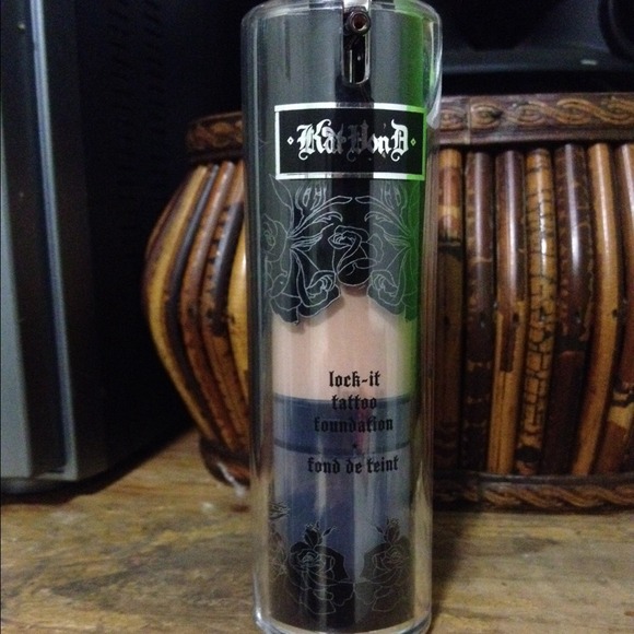Kat Von D Lock it Tattoo Foundation