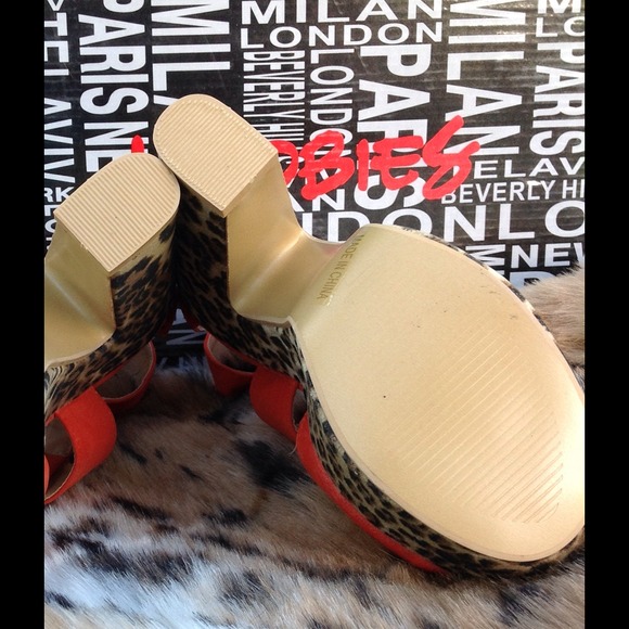 CHIC! - Picture 2 of 3