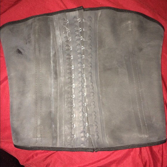 Waist shaper!!! (Corset)