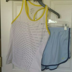 SOLD IN BUNDLENike Dry Fit Bundle