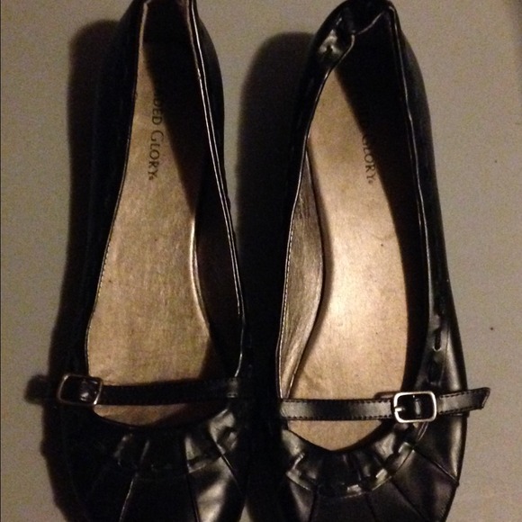 Faded glory flats. Black.