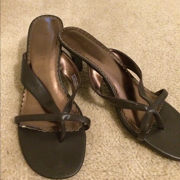 Rampage brown strap sandal