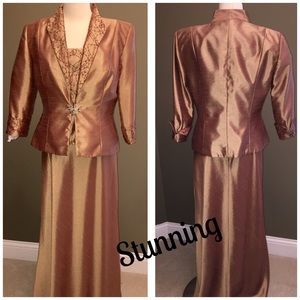 Mother of the Bride or Groom 👰Cachet 2 pc gown