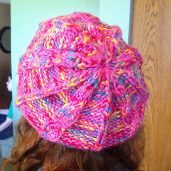Knitted pink slouchy hat! - Picture 2 of 2