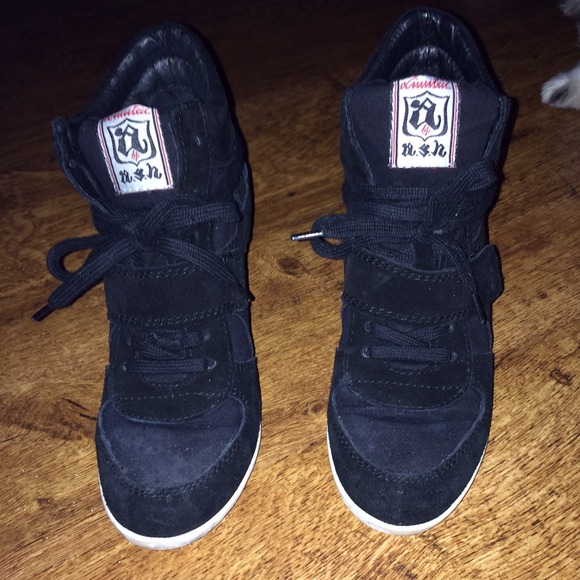 Ash Black sneaker Wedge size (38)-8