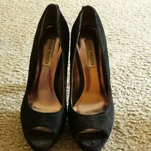 Black suede Steve Madden peep toe pumps