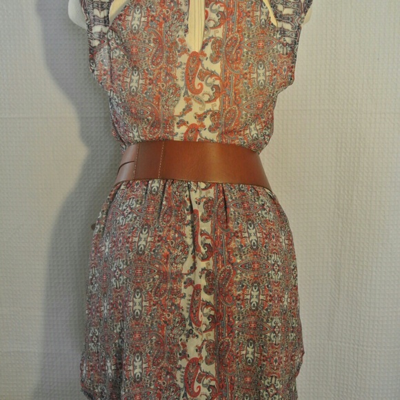 Bershtra dress. - Picture 2 of 3