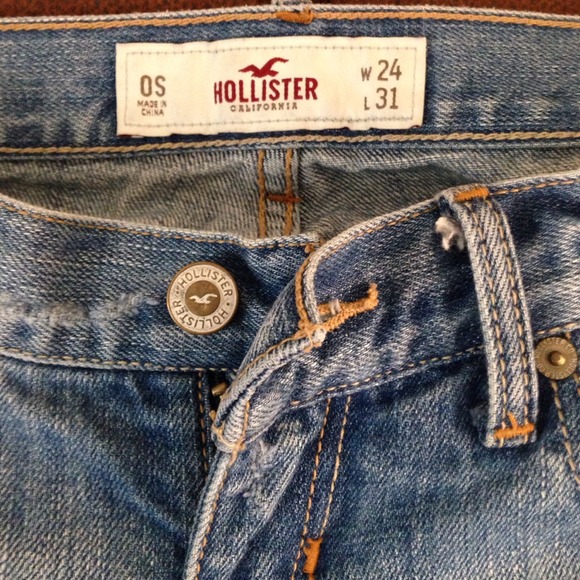 0S hollister ripped jeans
