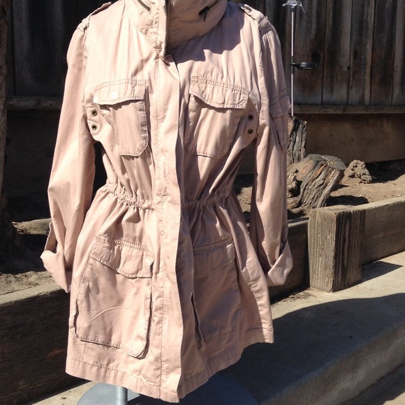 SOLD✨ Jacket -light weight - Picture 1 of 4