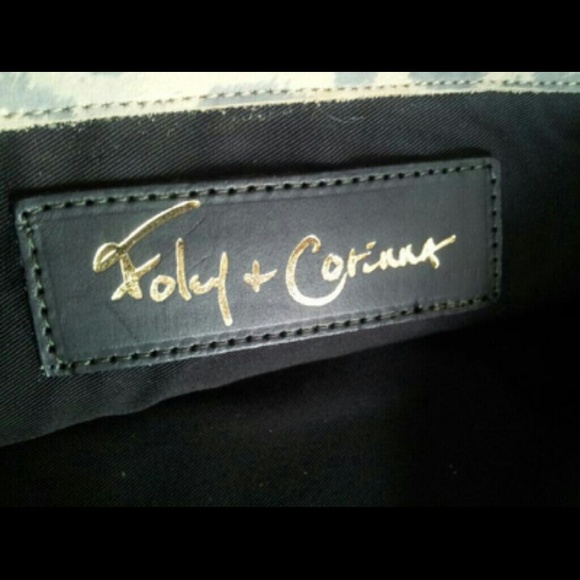 💕Host Pick💕 F+C Mid City Tote in Leopard NWOT - Picture 3 of 4