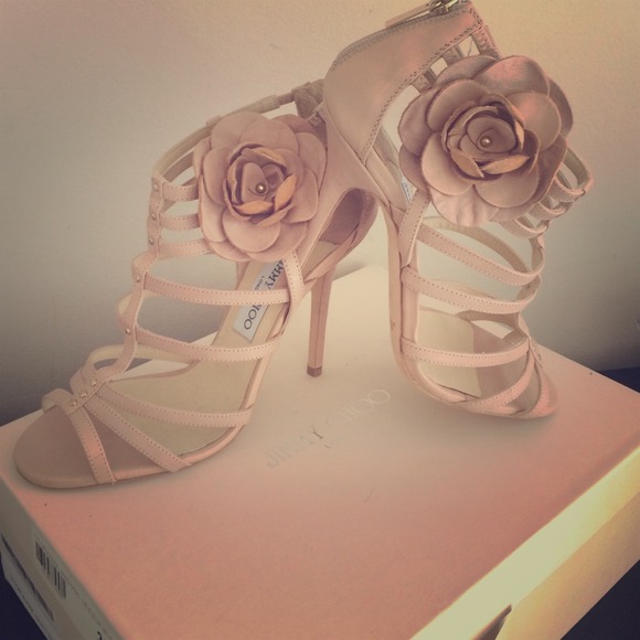 Nude Jimmy Choo💋