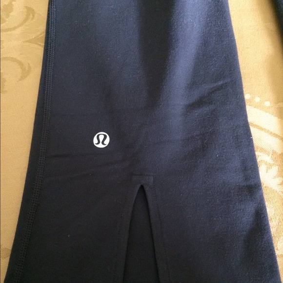 LULULEMON DARK GRAY "Gather & Crow" Pants - Picture 3 of 4