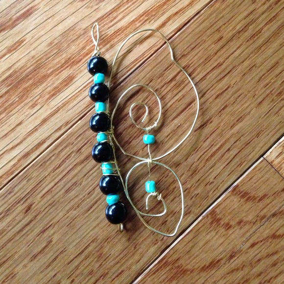 Jewelry - Picture 4 of 4