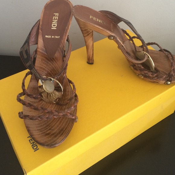 Fendi Wooden Shoe⚡️