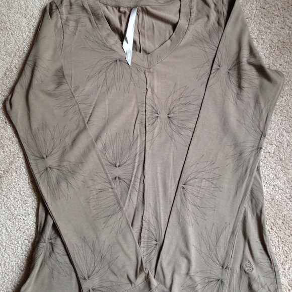 Isis long-sleeve top