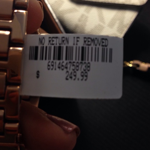 ‼️SOLD‼️SOLD‼️MICHAEL KORS ✨authentic✨ never worn - Picture 2 of 3