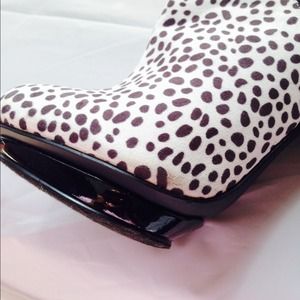JustFab Shoes - 🎈SALE🎈 🔱JustFab Bootie JustFab Shoes - 🎈SALE🎈 🔱JustFab Bootie
